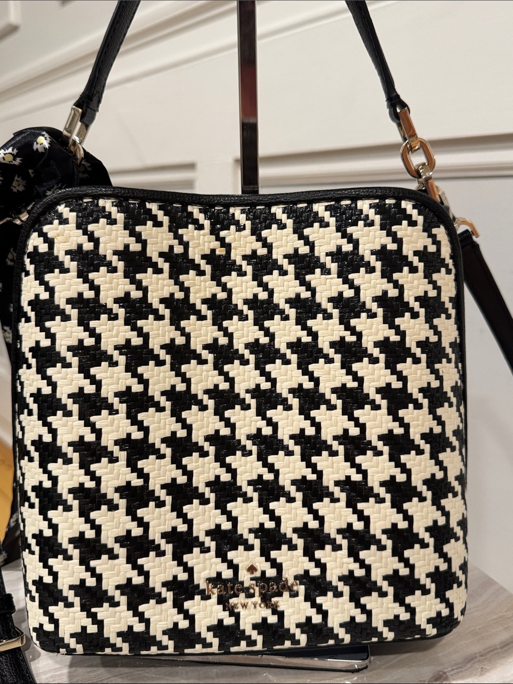 kate spade Bag Darcy Small Leather Black White Houndstooth Woven Crossbody - Picture 5 of 17